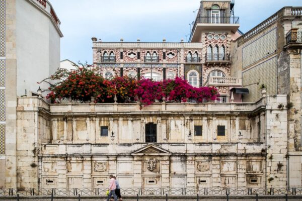 Lisbon’s Heart & Soul – A Tuktuk Journey Through Time & Taste